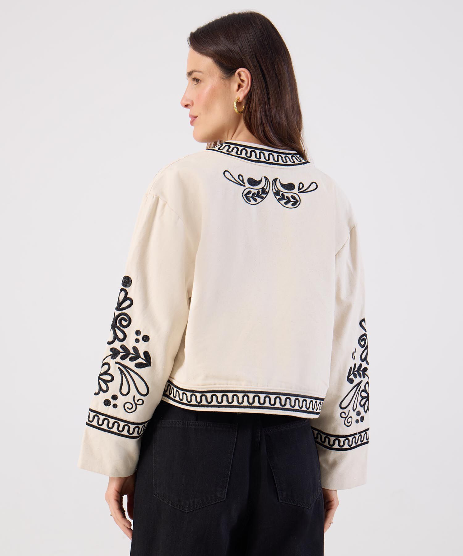 Chaqueta Bordada Corta Para Mujer