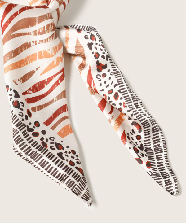 Bufanda Pañoleta Estampada En Satin Diseño Animal Print