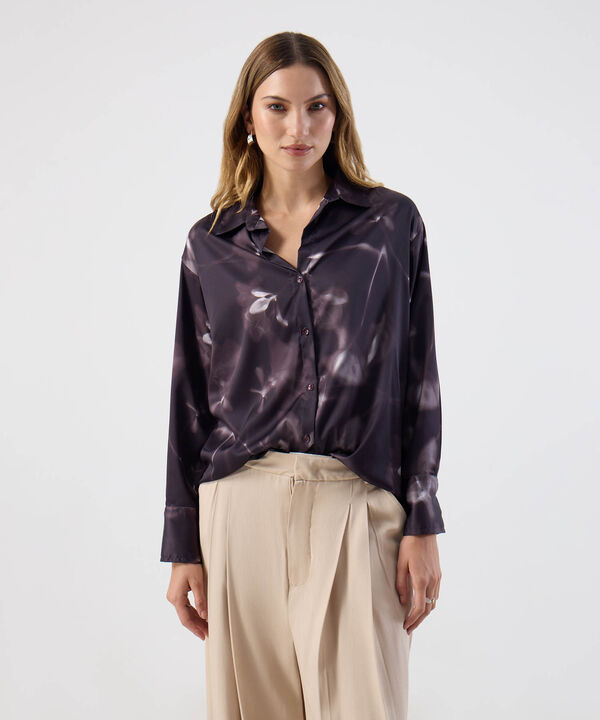 Camisa Estampada Con Botones Mujer image number null