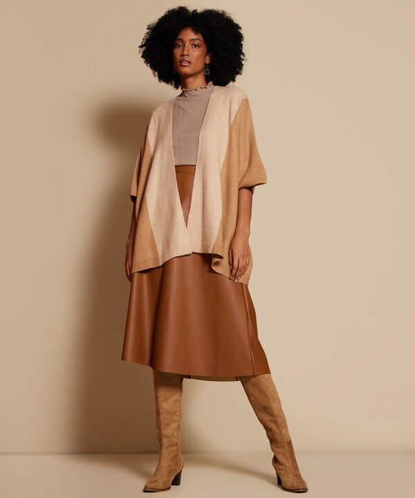 Falda Unicolor En Cuerina image number null