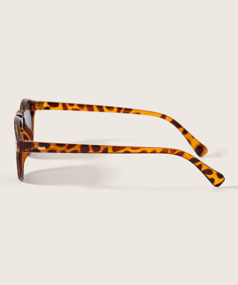 Gafas De Sol Con Marco De Diseño Y Lentes Oscuros