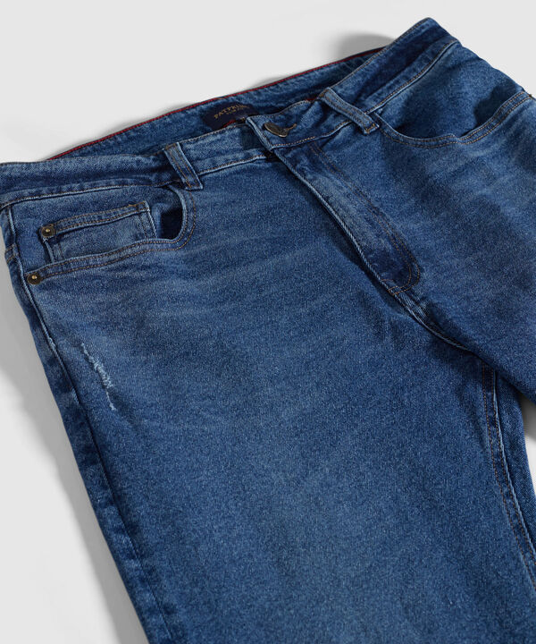 Jean Regular Fit  Con Desgaste