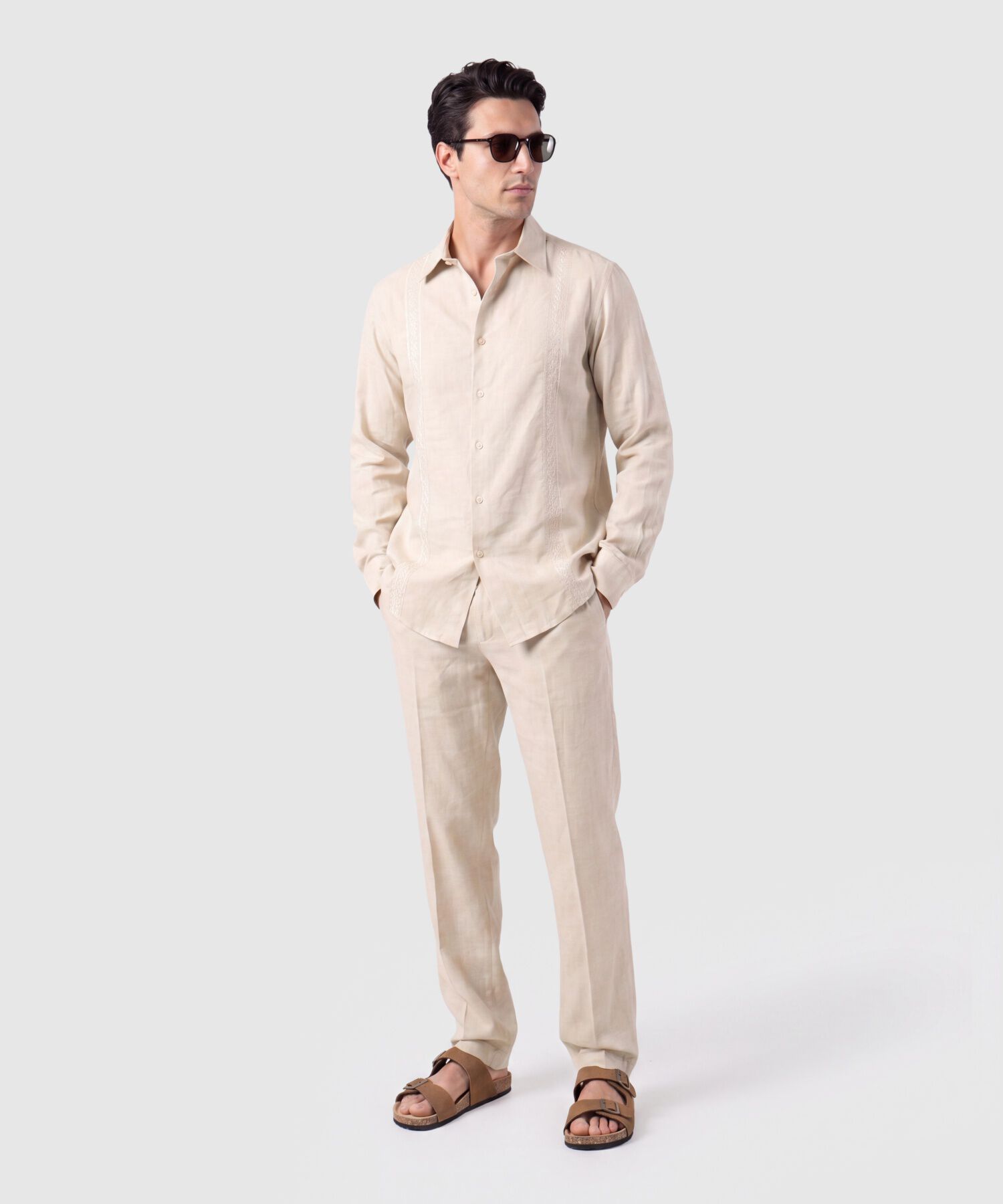 Guayabera Manga Larga Hombre con Bordados