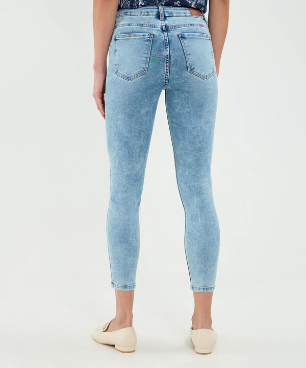 Jeans Skinny Tono Claro