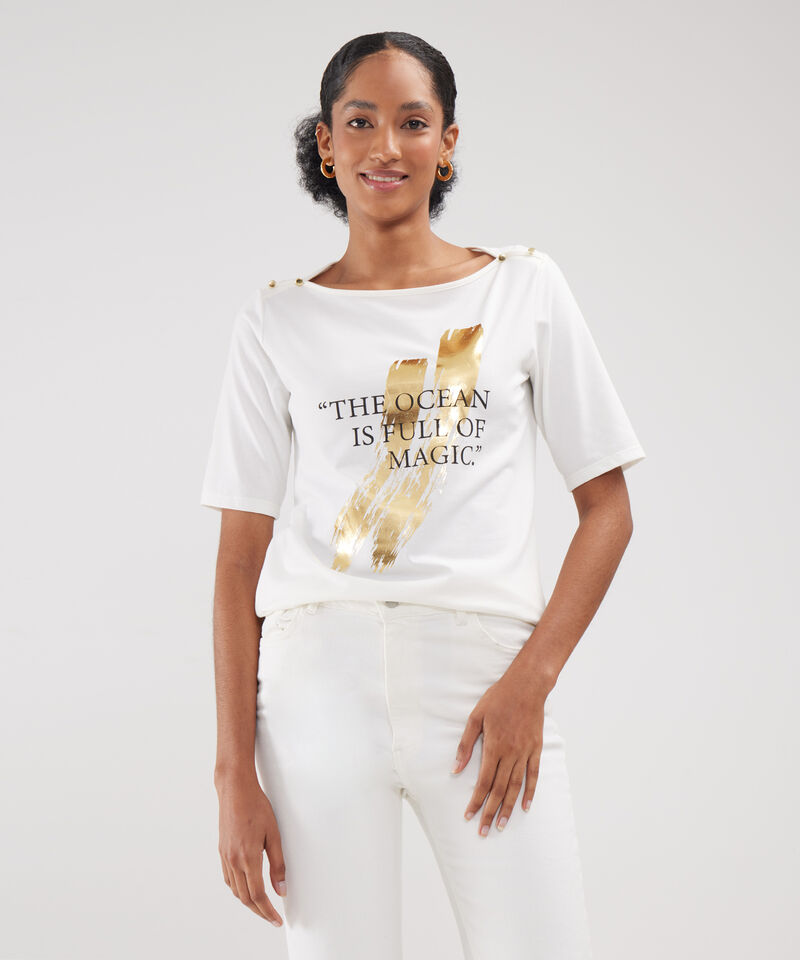 Camiseta Con Screen Y Cuello Ojal Con Botones