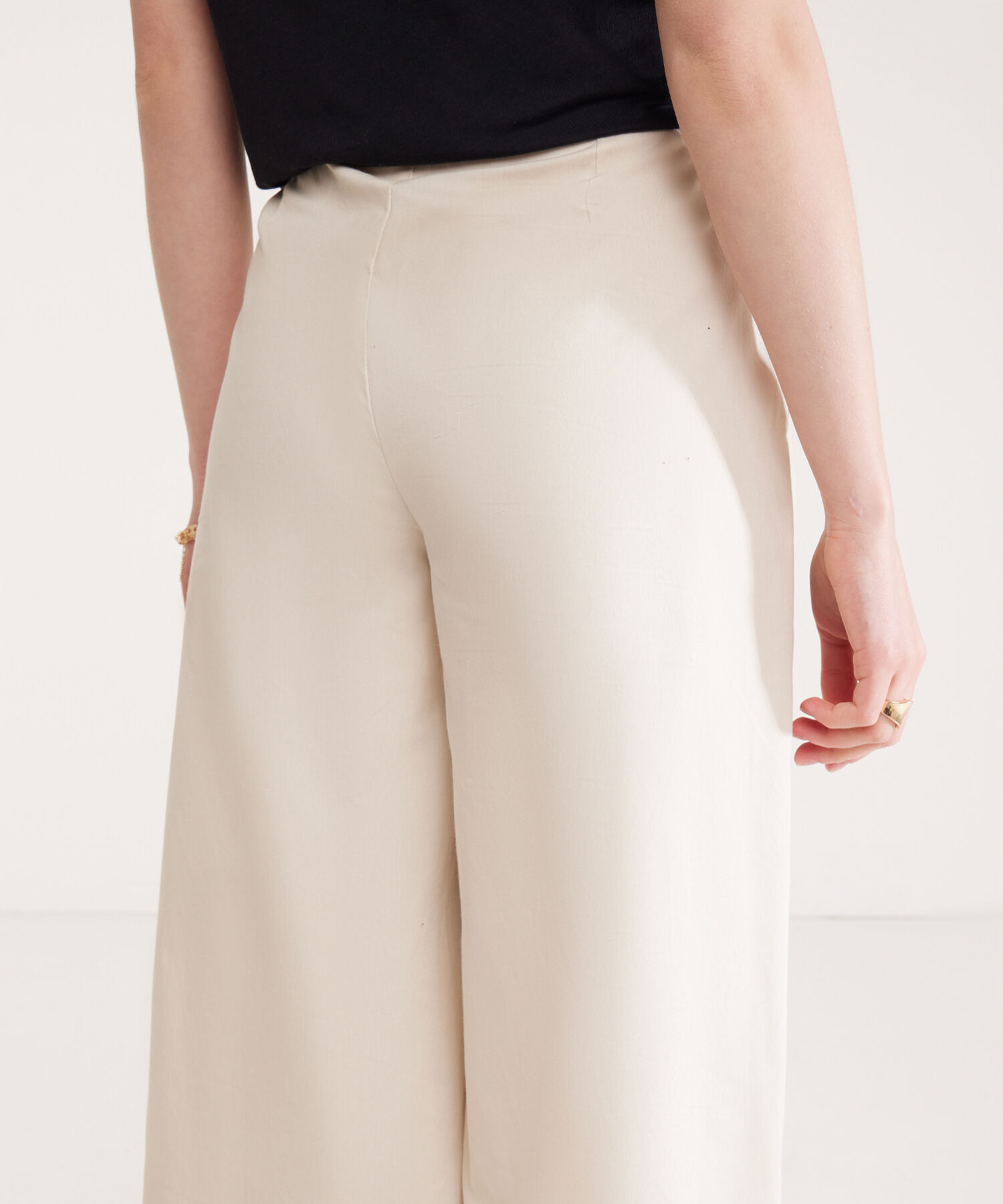 Pantalón Moda Unicolor, Culotte Tiro Alto Y Silueta Amplia