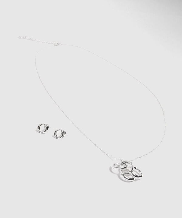Set Plateado Con Collar Y Aretes De Aros Entrelazados image number null