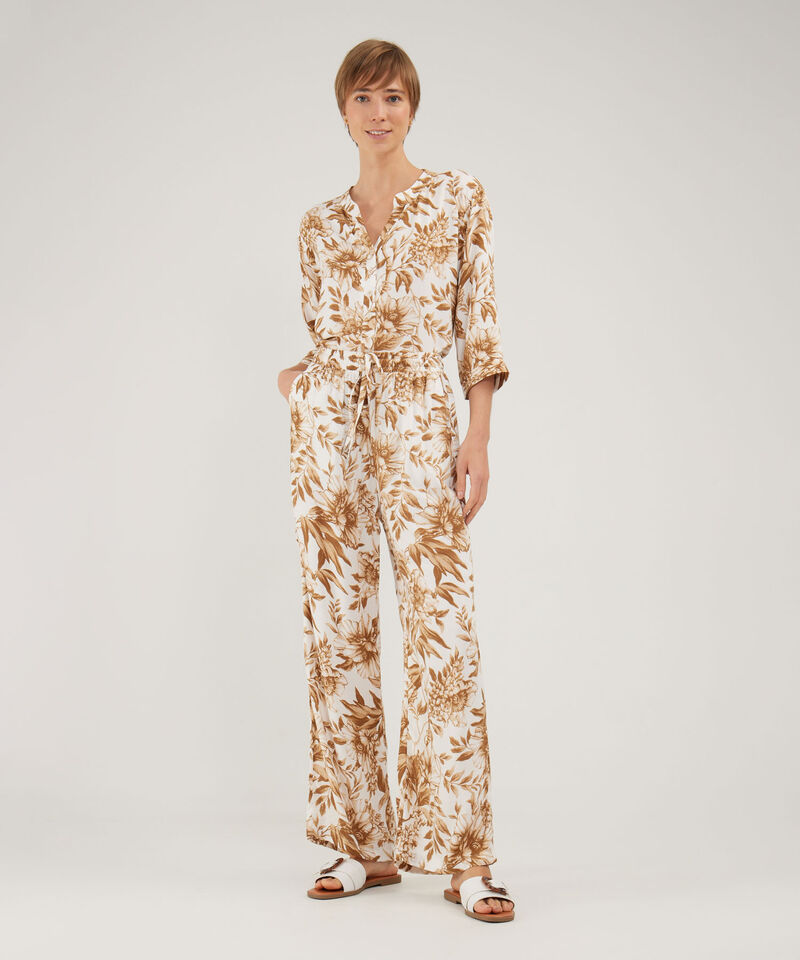 Blusa Manga 3/4 Estampada, Escote V