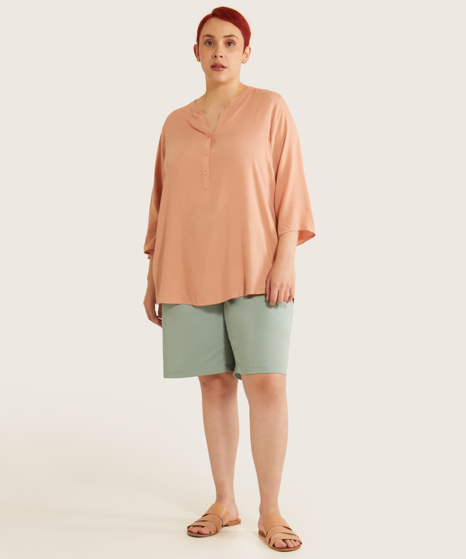 Blusa Manga 3/4  Con Pechera Corta Unicolor