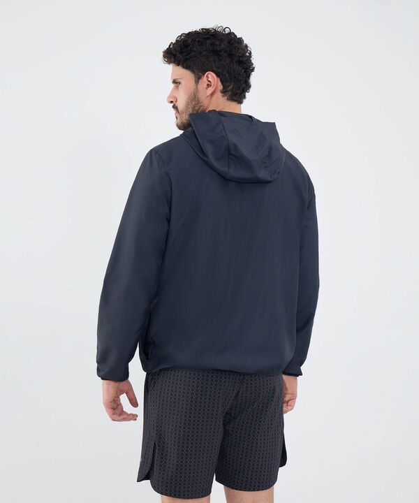 Chaqueta Unicolor Con Bolsillo