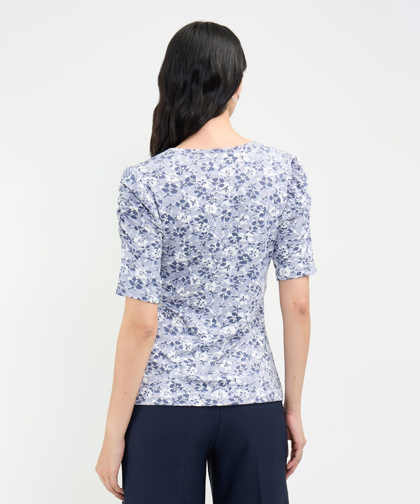 Camiseta Manga Corta Con Ruche Estampada