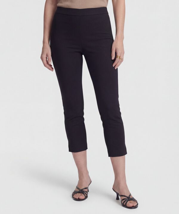 Pantalon Capri Unicolor  image number null