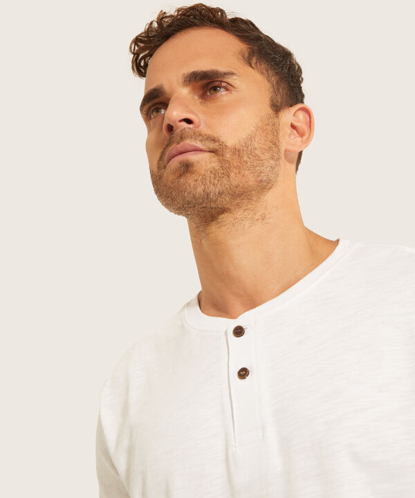 Camiseta Henley De Manga Corta