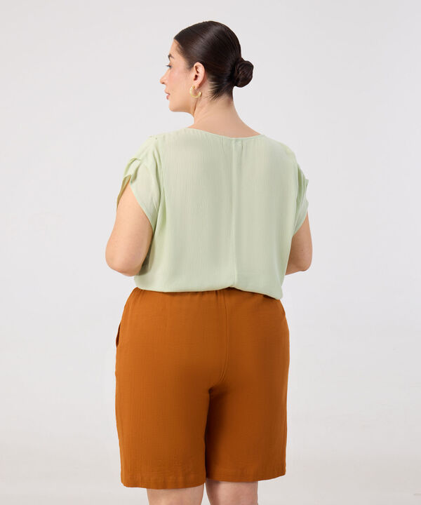 Blusa De Cuello Bote Y Manga Corta Mujer