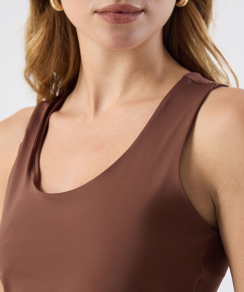 Camiseta B&aacute;sico Sisa Cuello Amplio Para Mujer