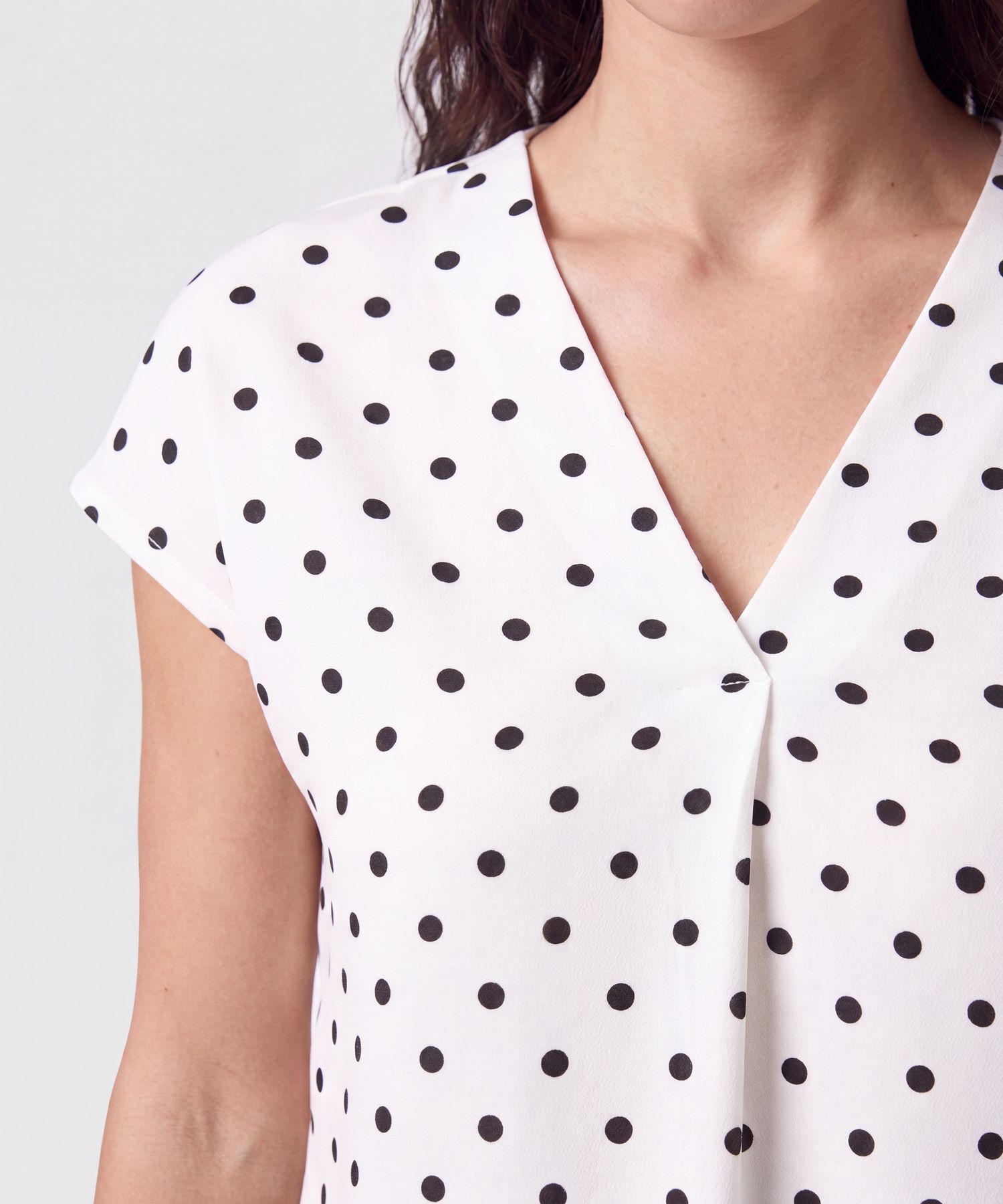 Camiseta Cuello En V Para Mujer