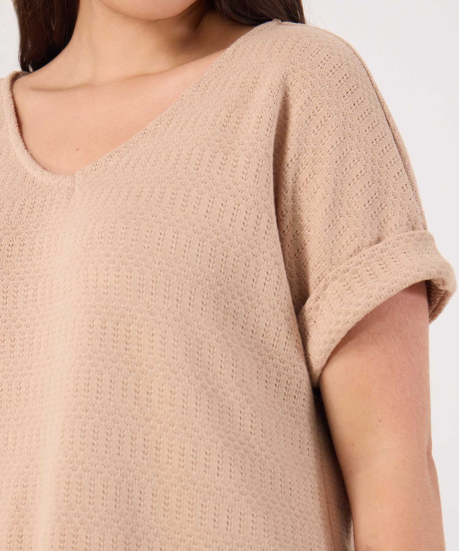Camiseta Texturizada Unicolor Para Mujer Curvy