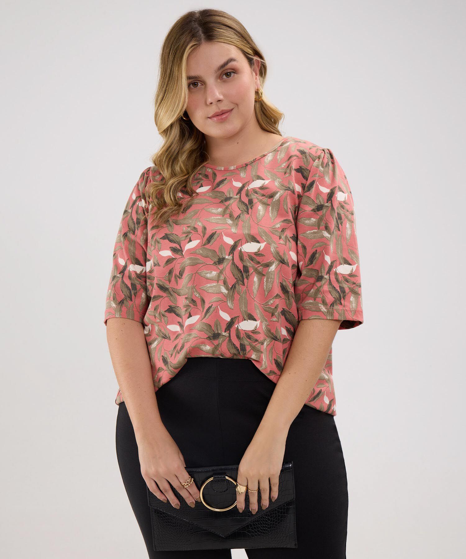 Camiseta Estampada Manga Corta Tipo Bombacha, Escote Redondo
