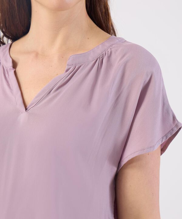 Blusa Manga Corta con Escote en V image number null