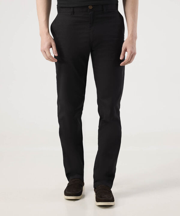 Pantalón Con Dieño Clásico Y Versátil 