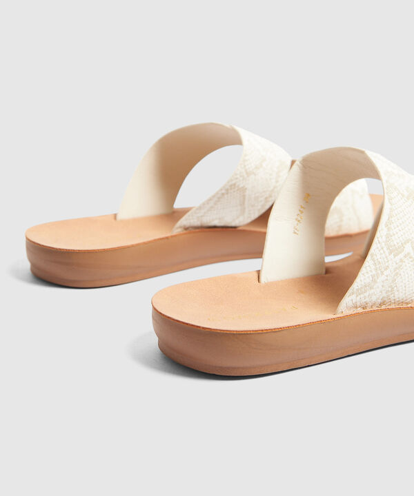 Sandalias Texturizadas