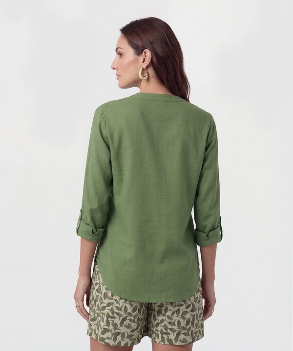 Blusa Fluida Con Bolsillos Frontales