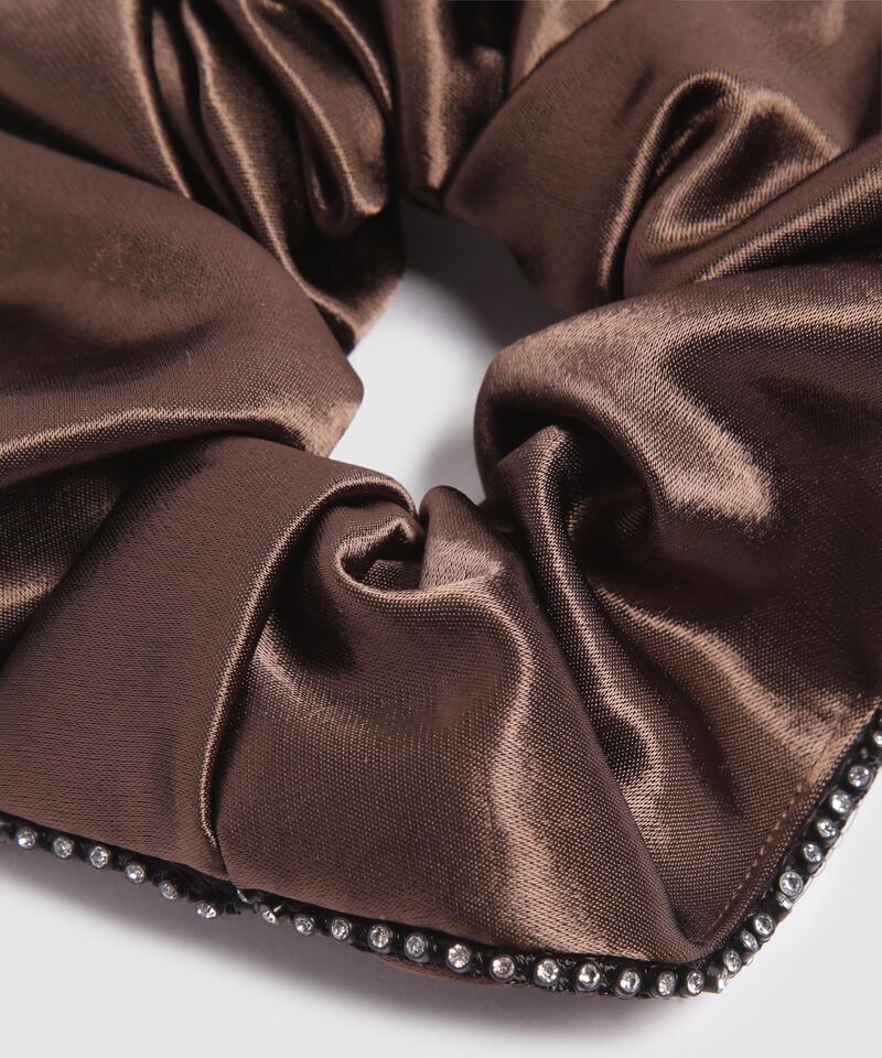 Moña Satinada Con Detalle 