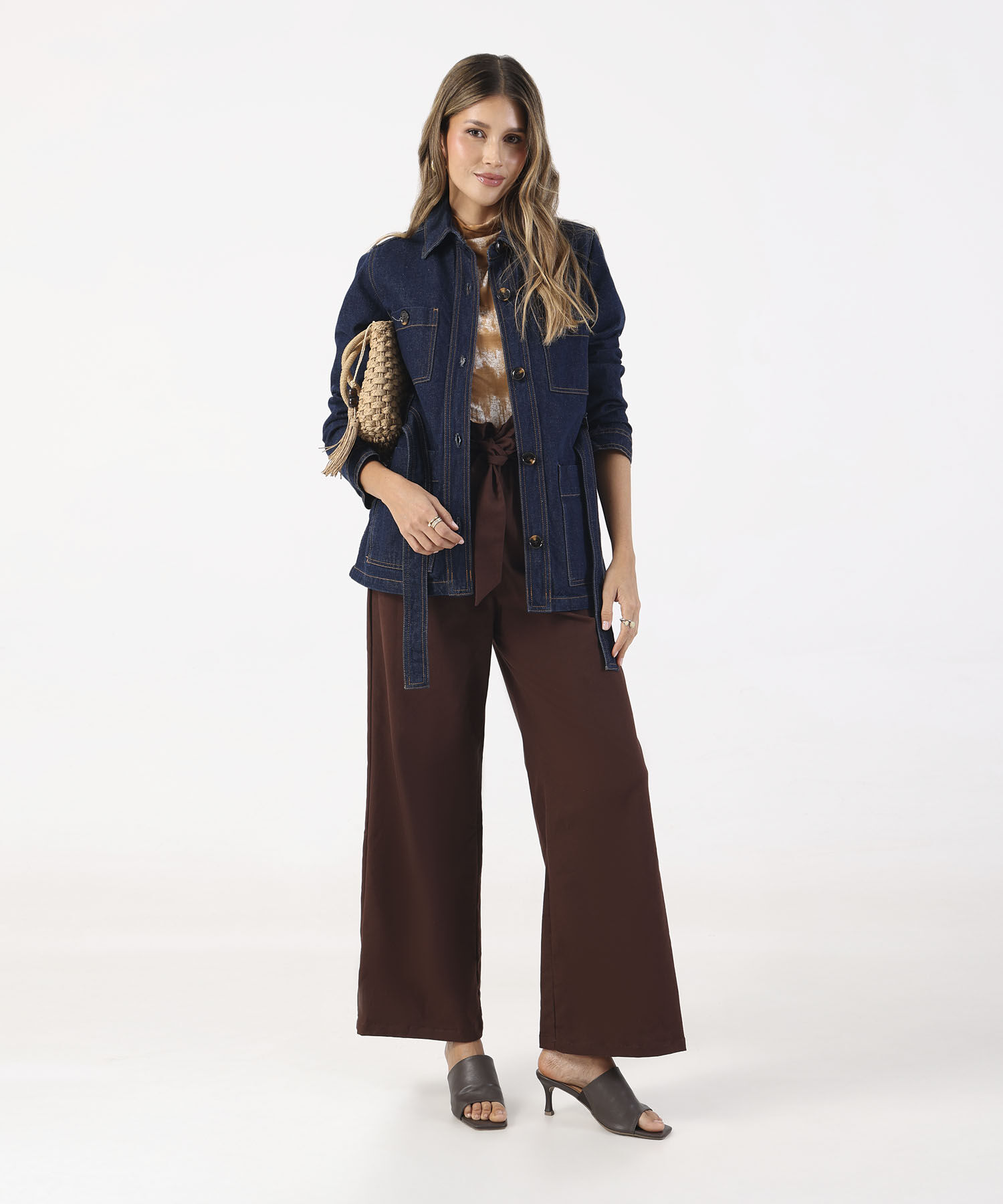 Pantalon Unicolor Con Cinturon
