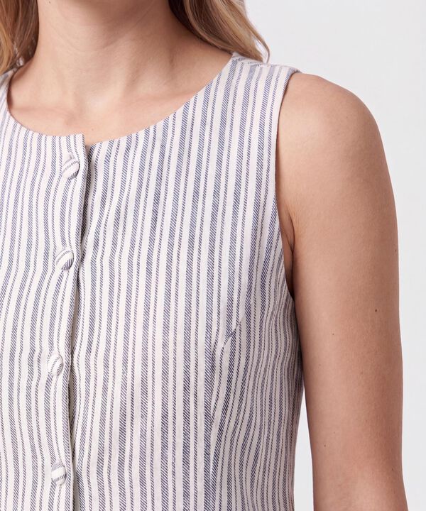 Blusa Alargada Con Botonadura Para Mujer