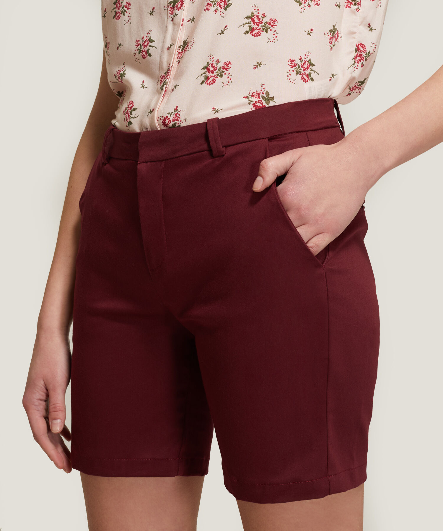 Bermuda Casual con Bolsillos