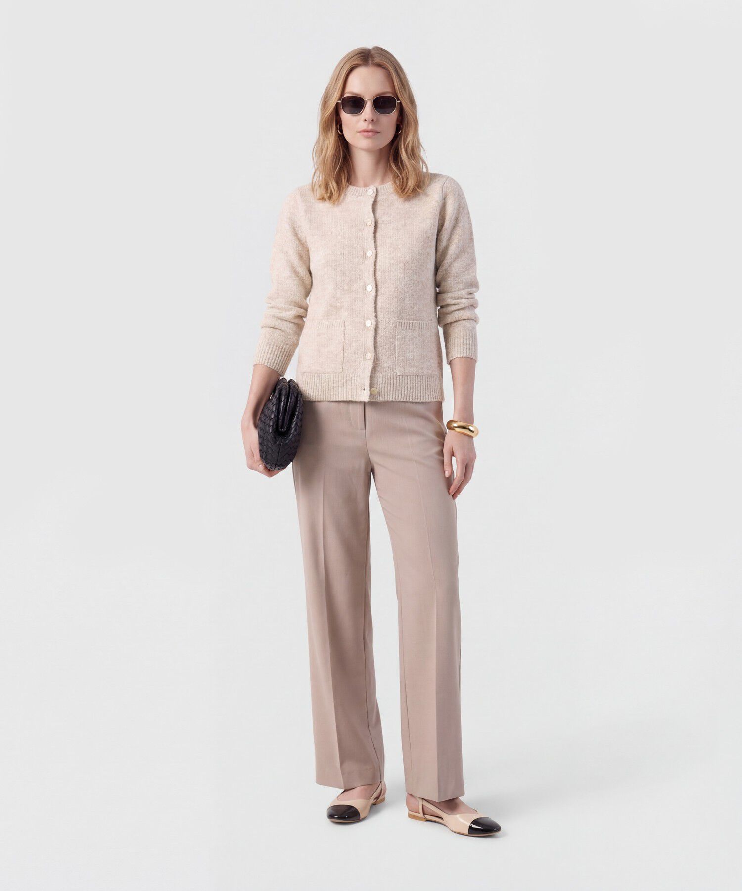 Pantal&oacute;n Unicolor Con Pinzas Para Mujer