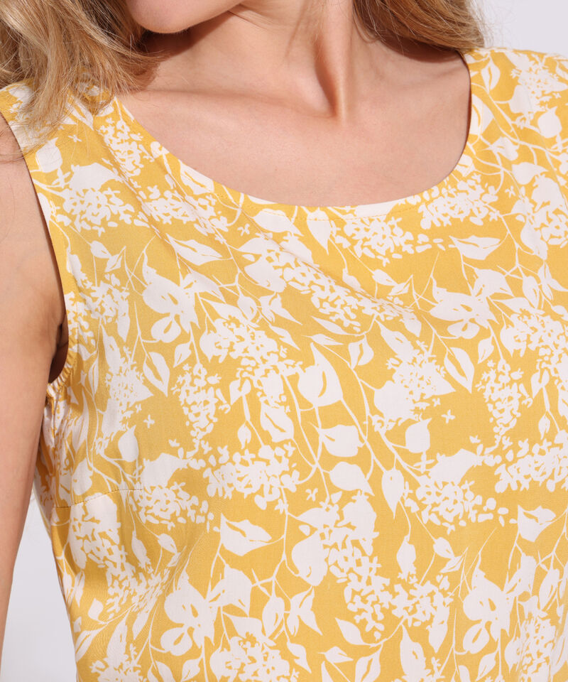Vestido Estampado, Manga Sisa Con Cuello Redondo Y Corte En Cintura