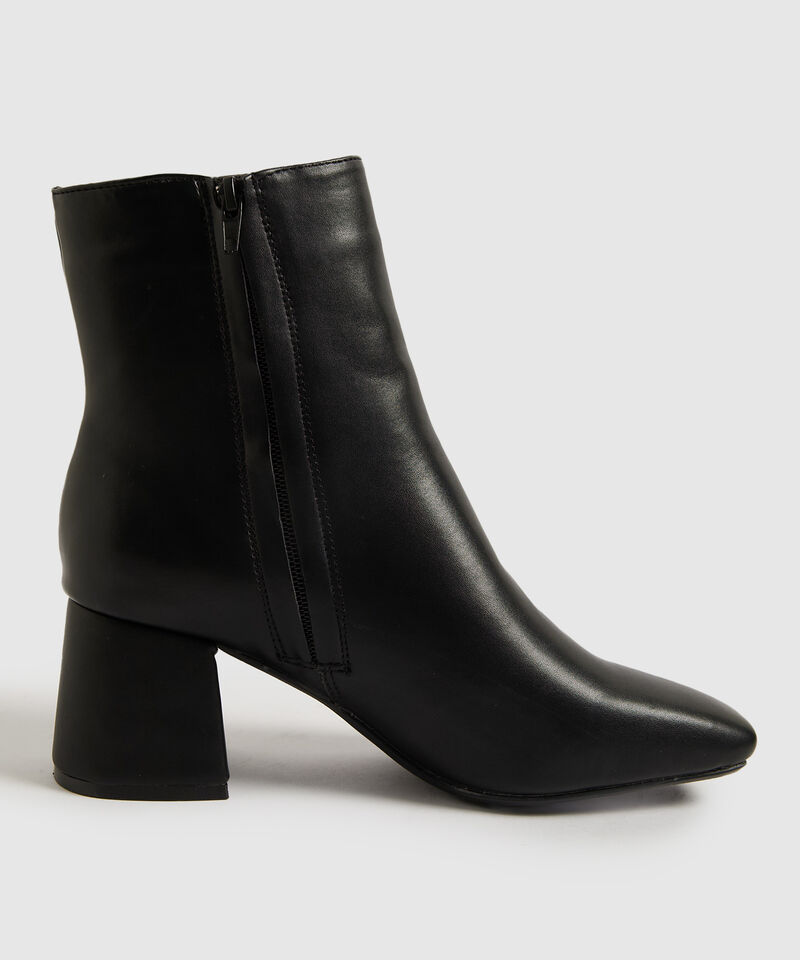 Botines de Tacón