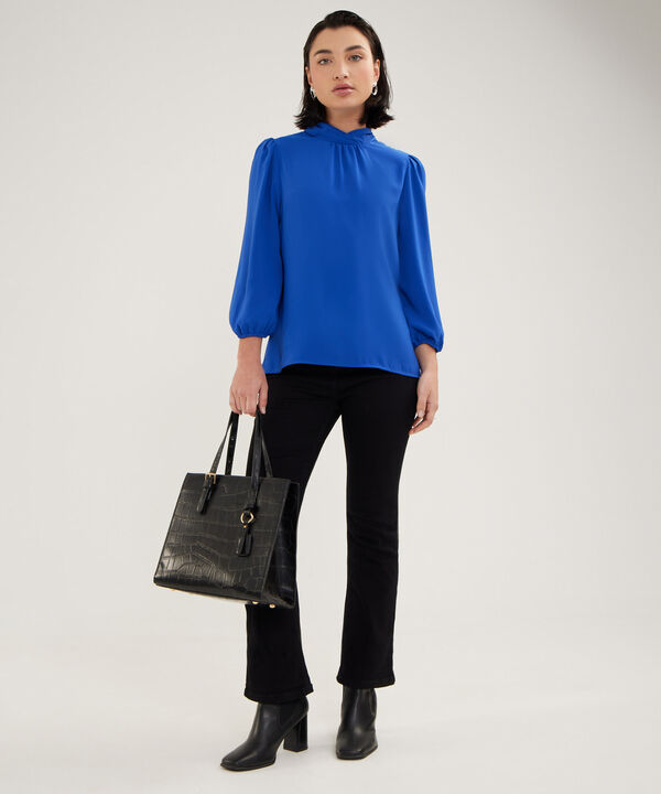 Blusa Cuello Alto Unicolor