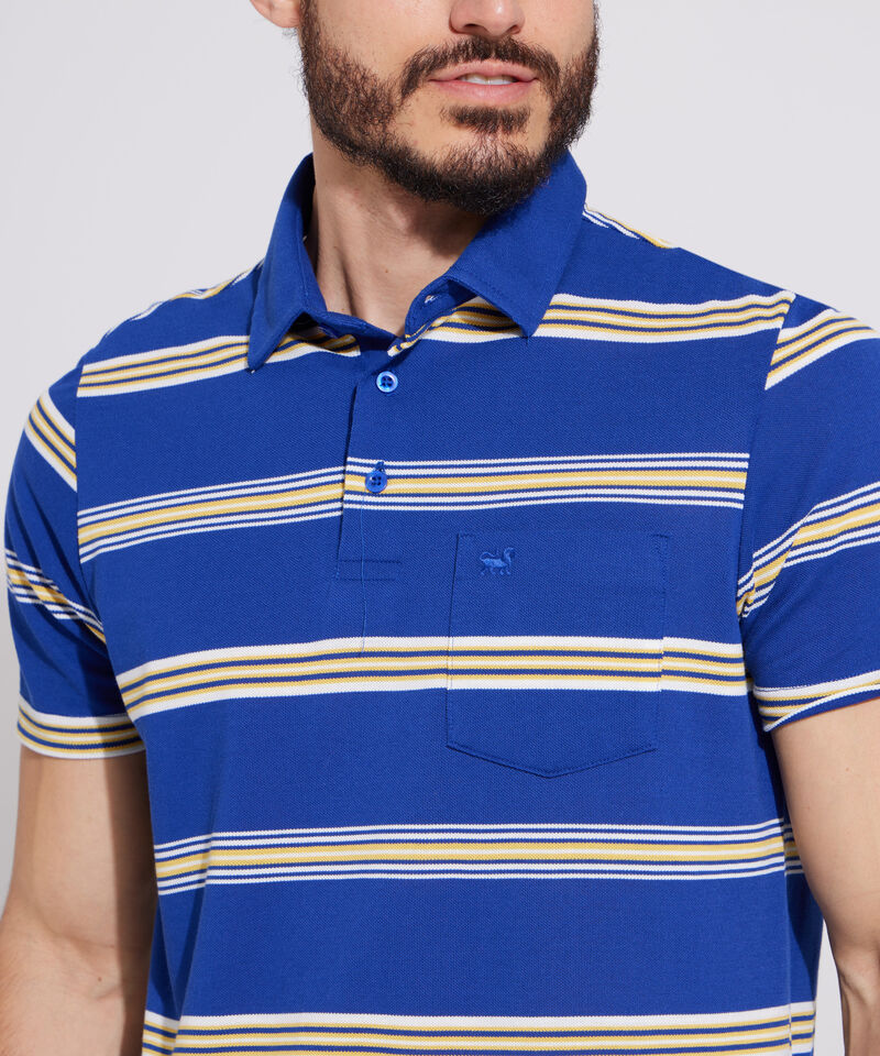 Polo Preteñida, Cuello Duro Con Bolsillo Y Silueta Regular Fit
