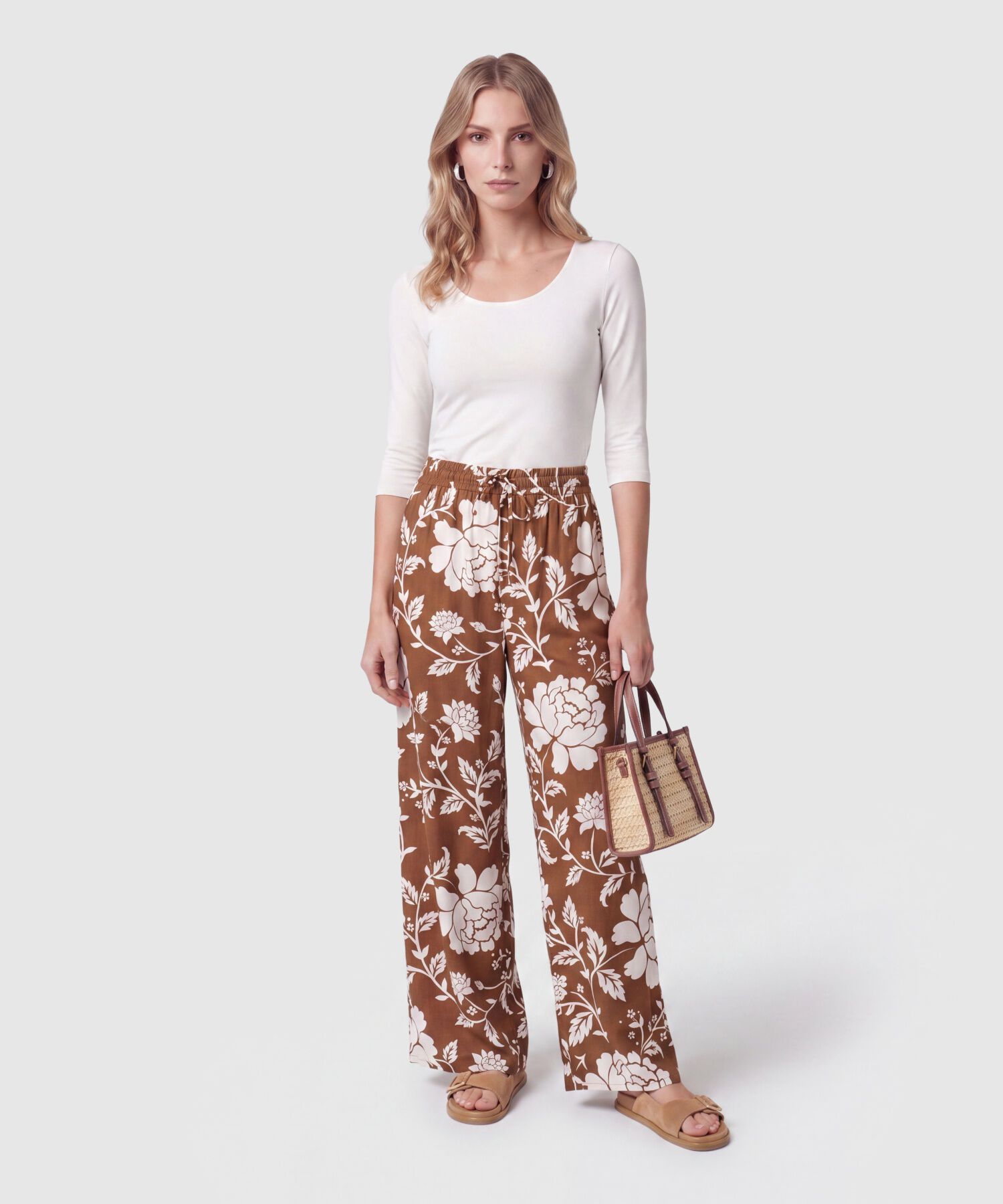 Pantal&oacute;n Fluido Bota Ancha Mujer