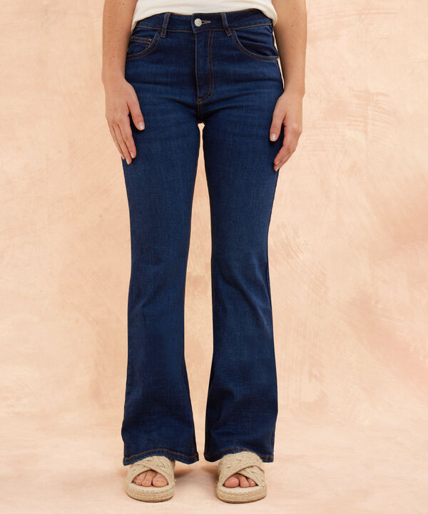 Jean  Skinny Flare Tono Azul Oscuro