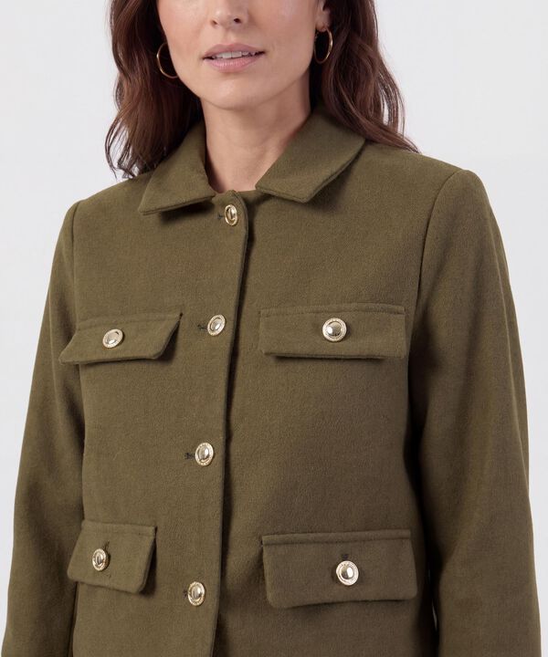 Chaqueta Corta Con Botones Dorados Para Mujer