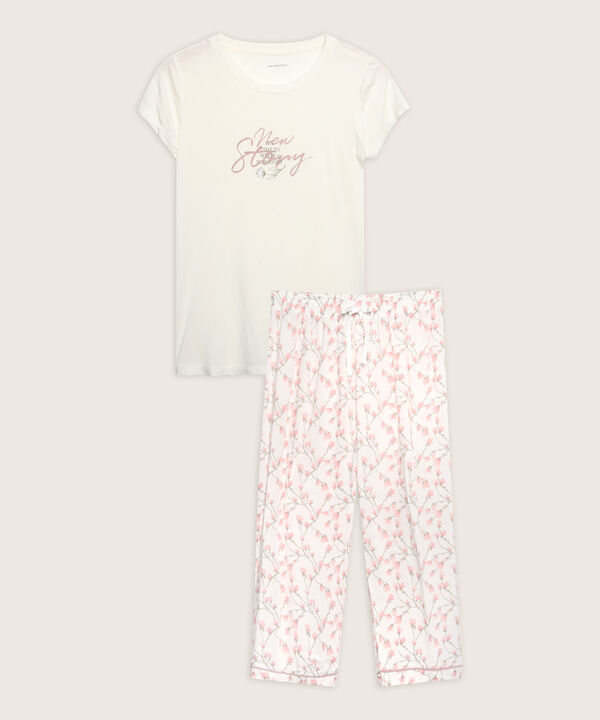 Pijama  Camiseta Manga Corta Unicolor Con Pantalón Capri Estampado