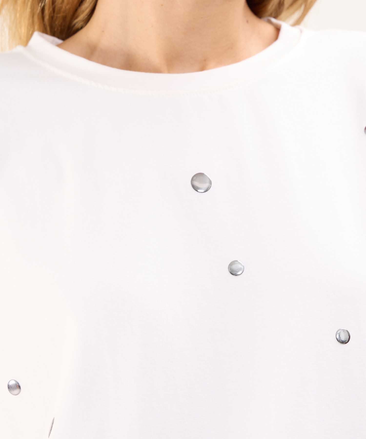 Camiseta con Broches