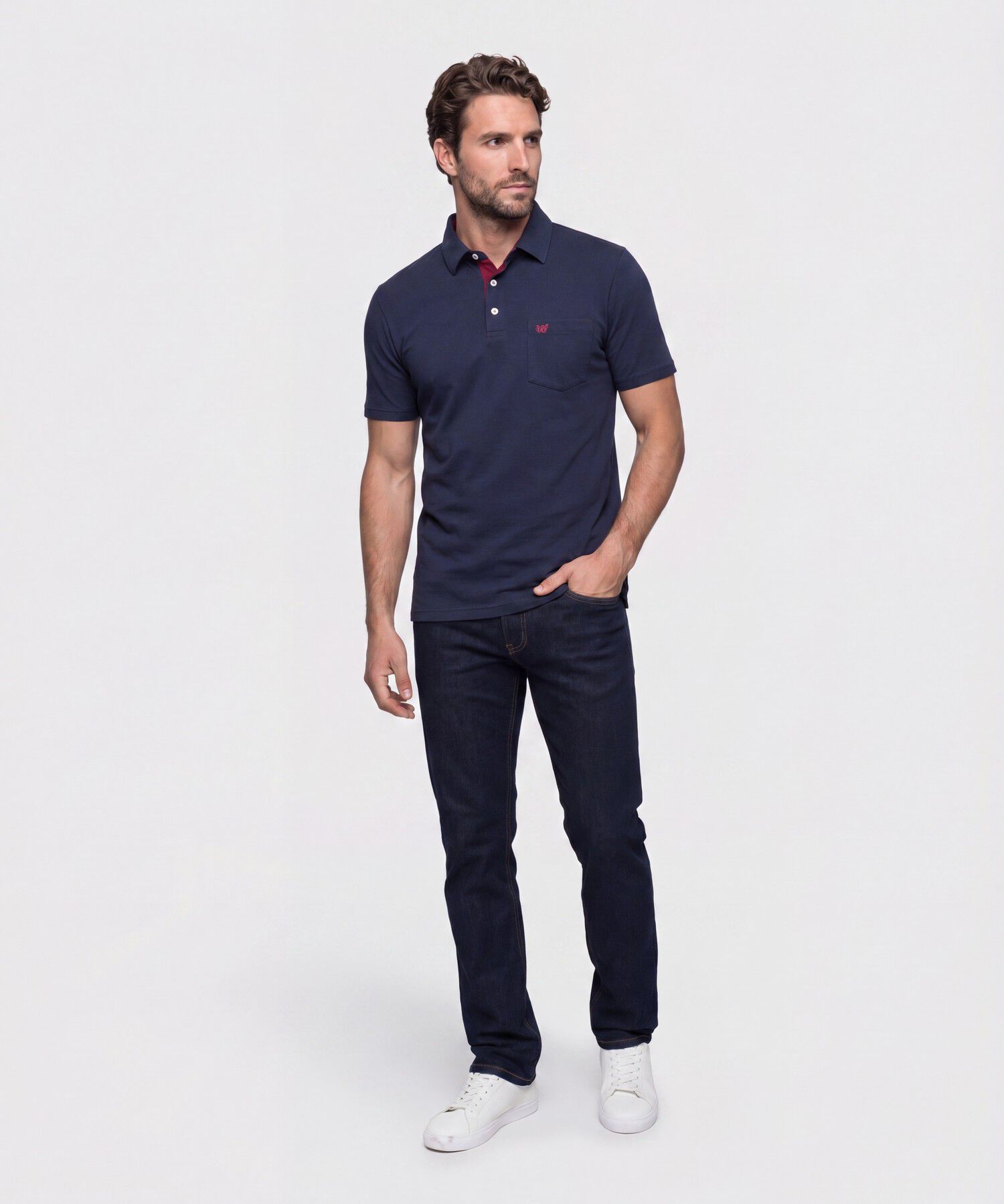 Polo Unicolor, Cuello Duro Con Bolsillo Y Silueta Regular Fit