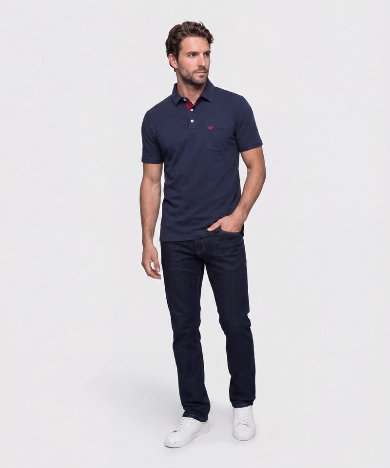 Polo Unicolor, Cuello Duro Con Bolsillo Y Silueta Regular Fit