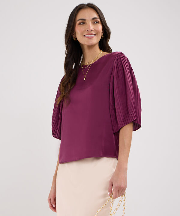Blusa Unicolor Con Mangas Plisadas