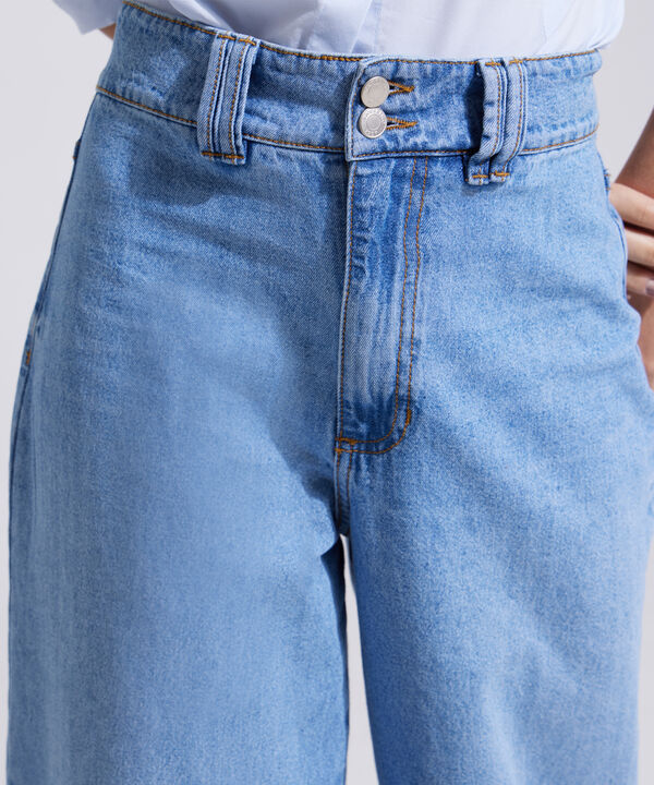 Jean Tipo Culotte Tono Claro