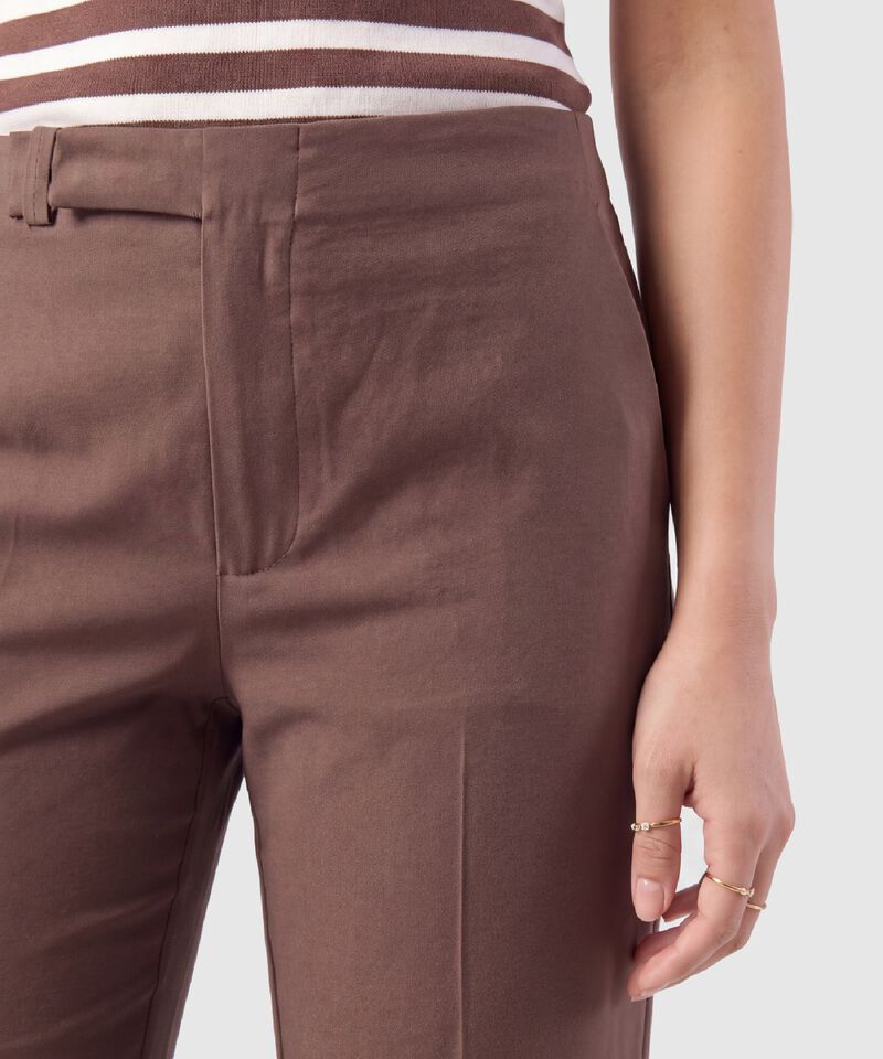 Pantal&oacute;n Bota Semiacampanada Para Mujer