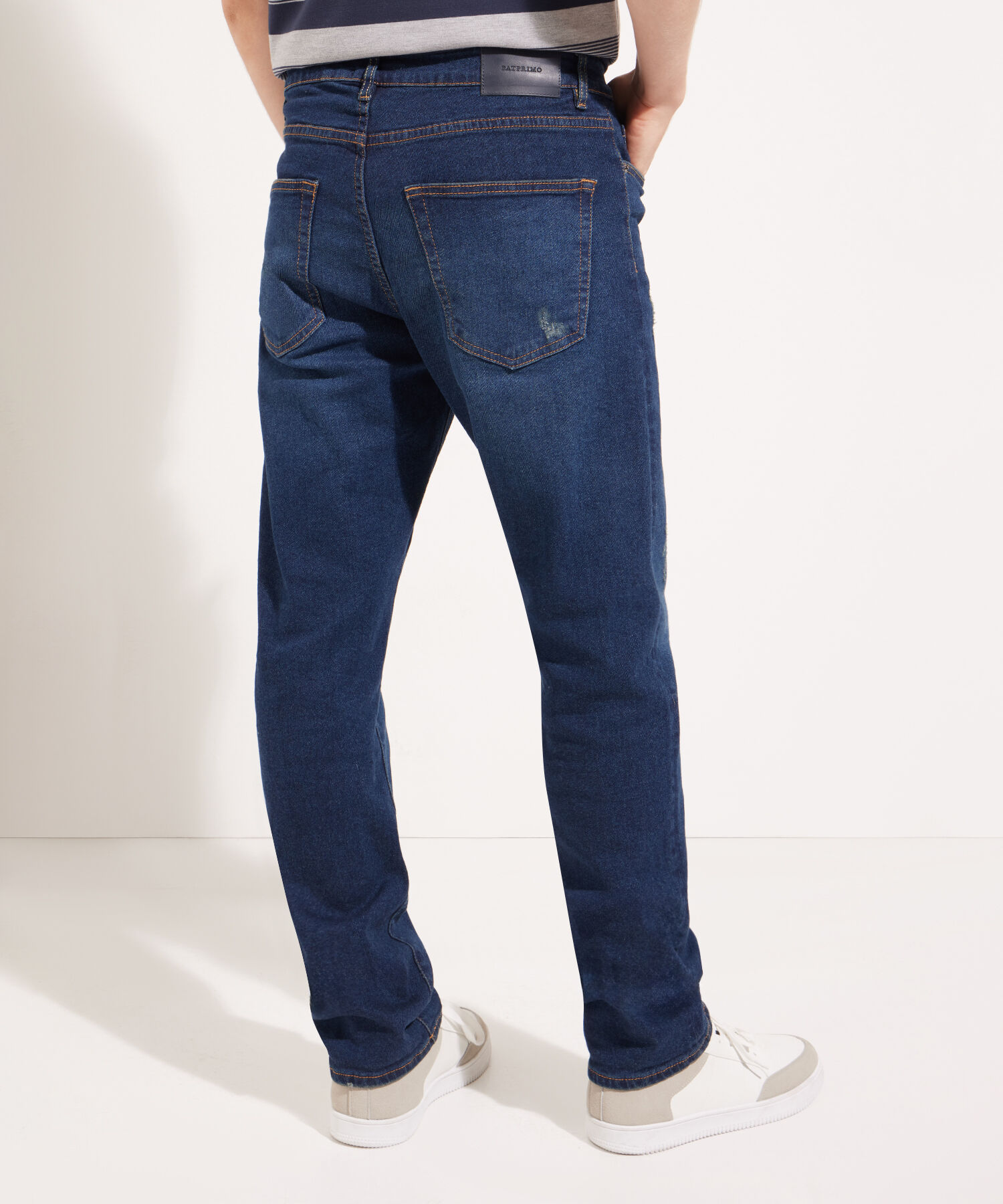 Jean Regular Tapper Tono Azul Oscuro