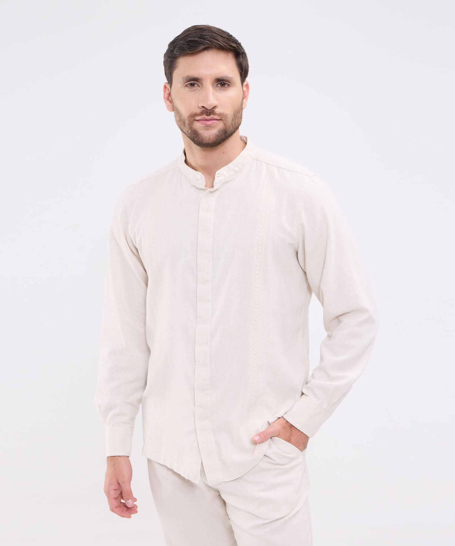 Camisa guayabera manga larga con bordado para hombre