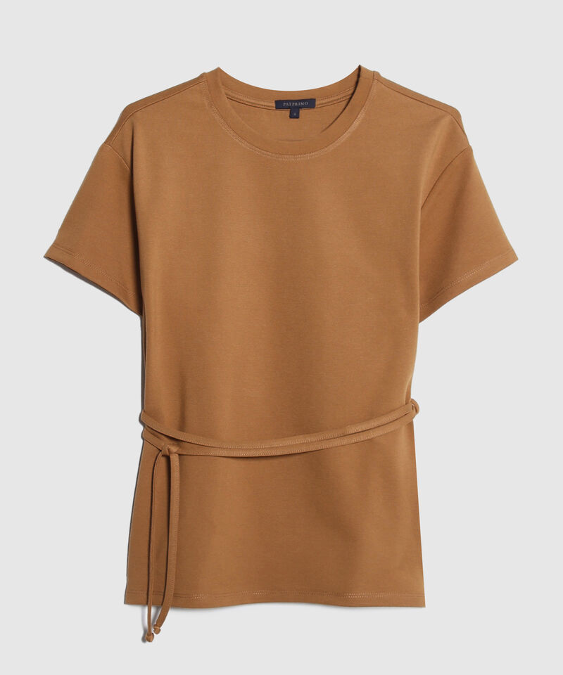 Camiseta Unicolor Con Cinturón