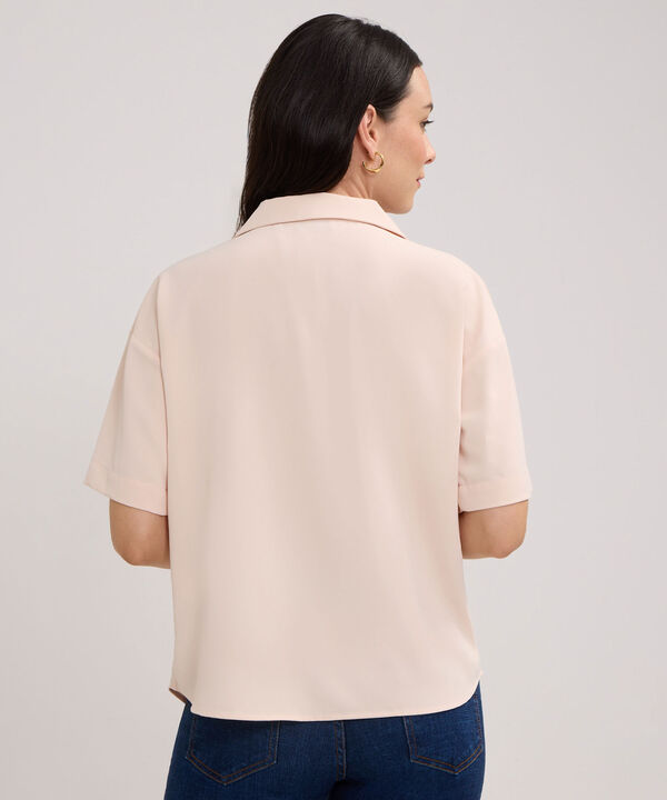 Blusa Unicolor Cuello Resort