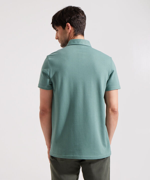 Polo Unicolor Textura, Cuello Duro Con Bolsillo, Silueta Slim Fit, Kairós image number null
